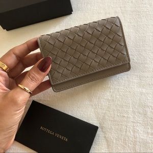Bottega Veneta Card case holder taupe / grey